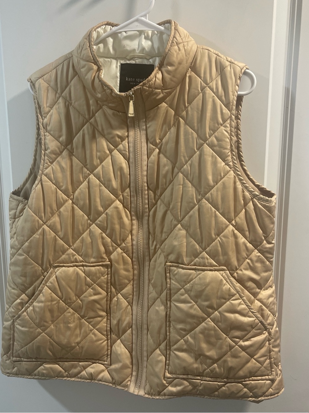 kate spade champagne quilted sleeveless vest with Gold zipper Have Two Spots